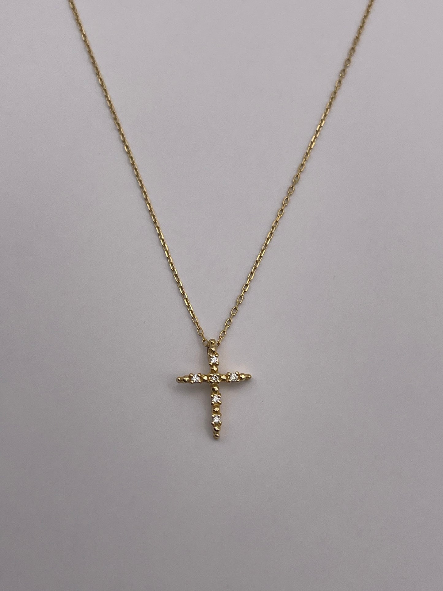 18K Diamond Cross Necklace Yellow Gold